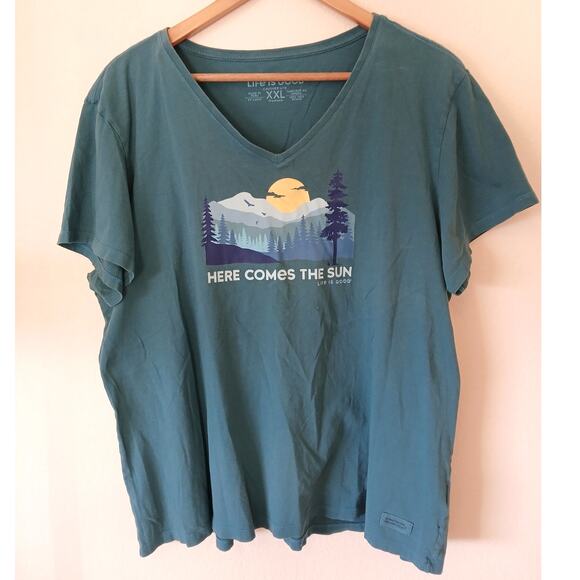 Life is Good Mountain Sunrise Green Crusher Lite V-neck Tee - Picture 1 of 5